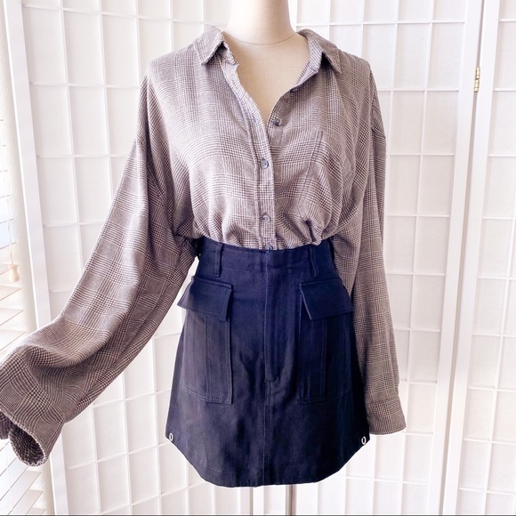 ZARA Black Denim Mini Skirt - Picture 2 of 15